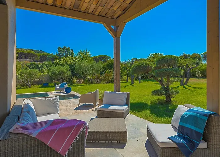 House With Pool And Vineyards In Holiday home Saint-Tropez